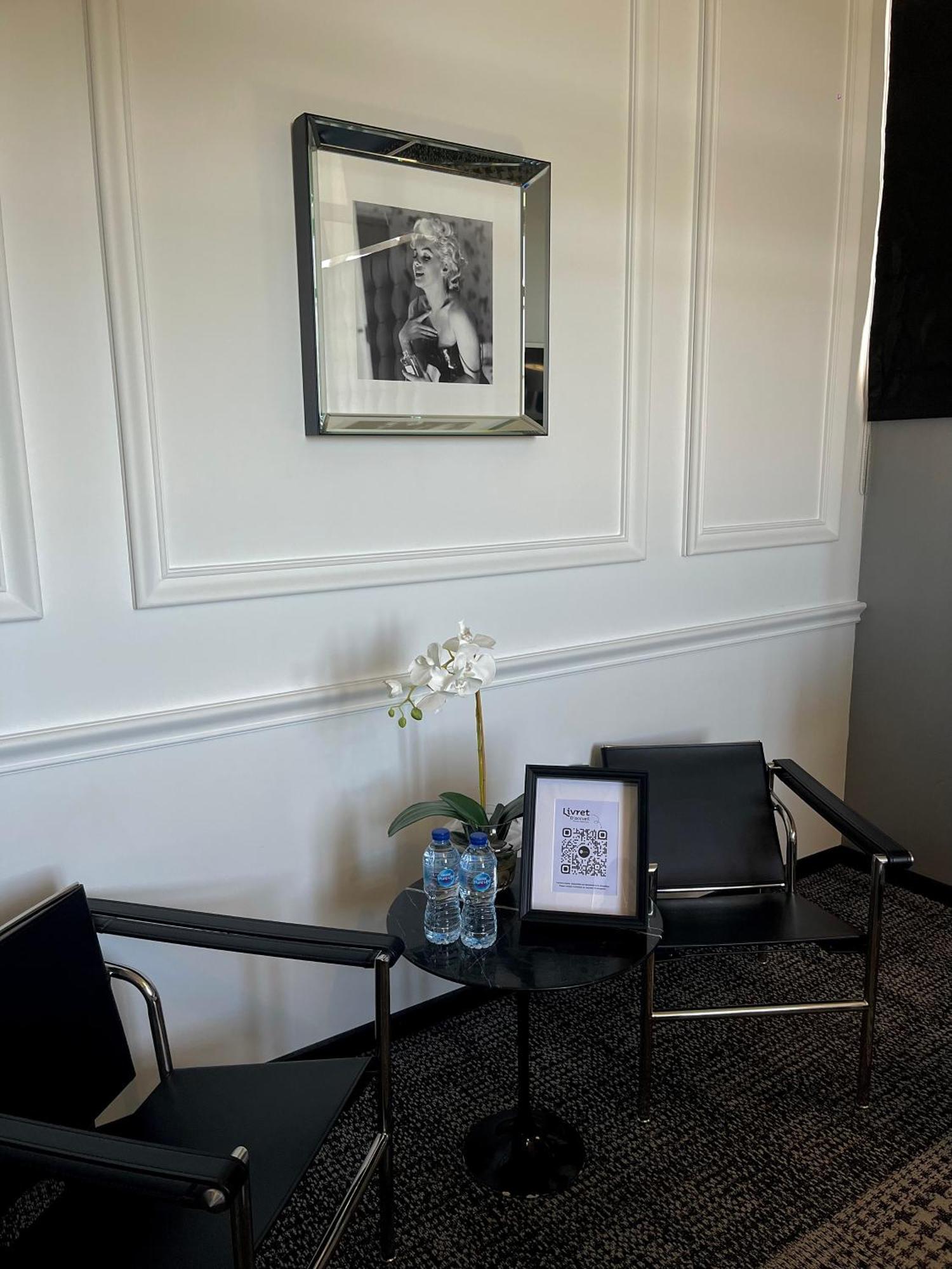 Art Hotel Rochecorbon Esterno foto