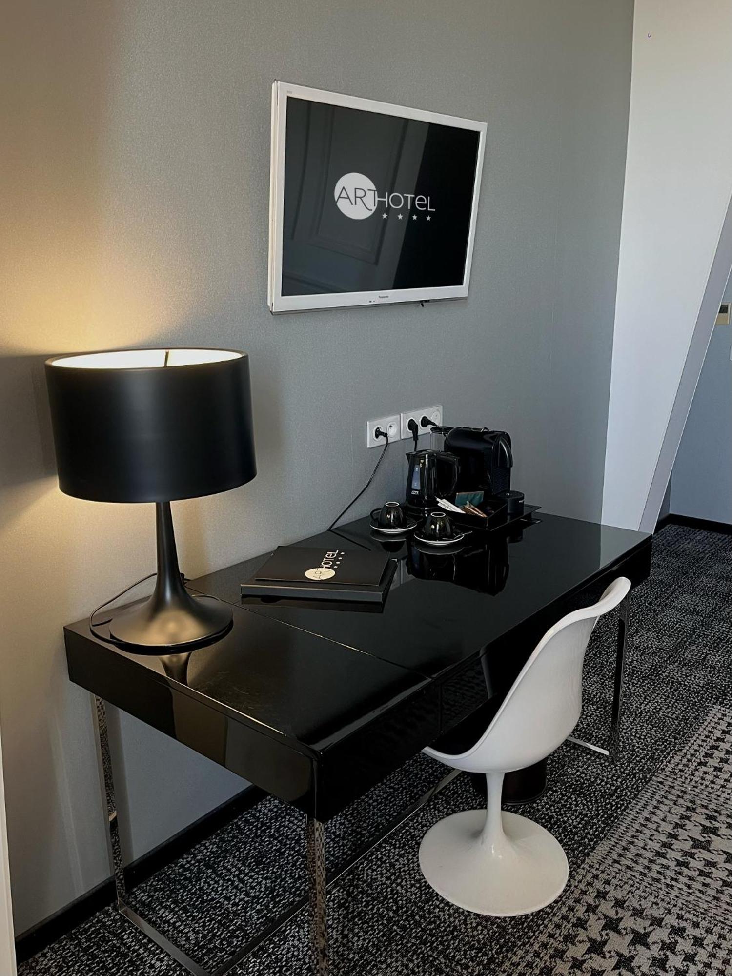 Art Hotel Rochecorbon Esterno foto