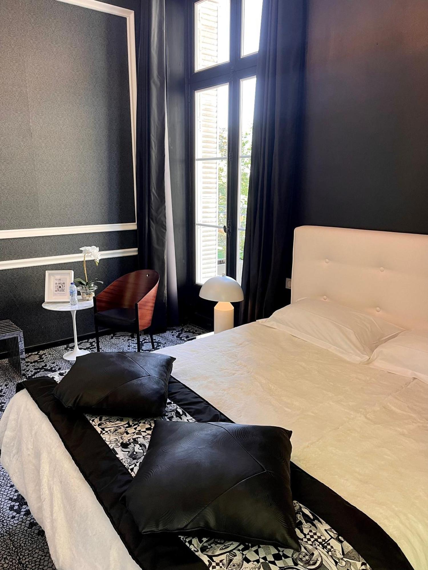 Art Hotel Rochecorbon Esterno foto